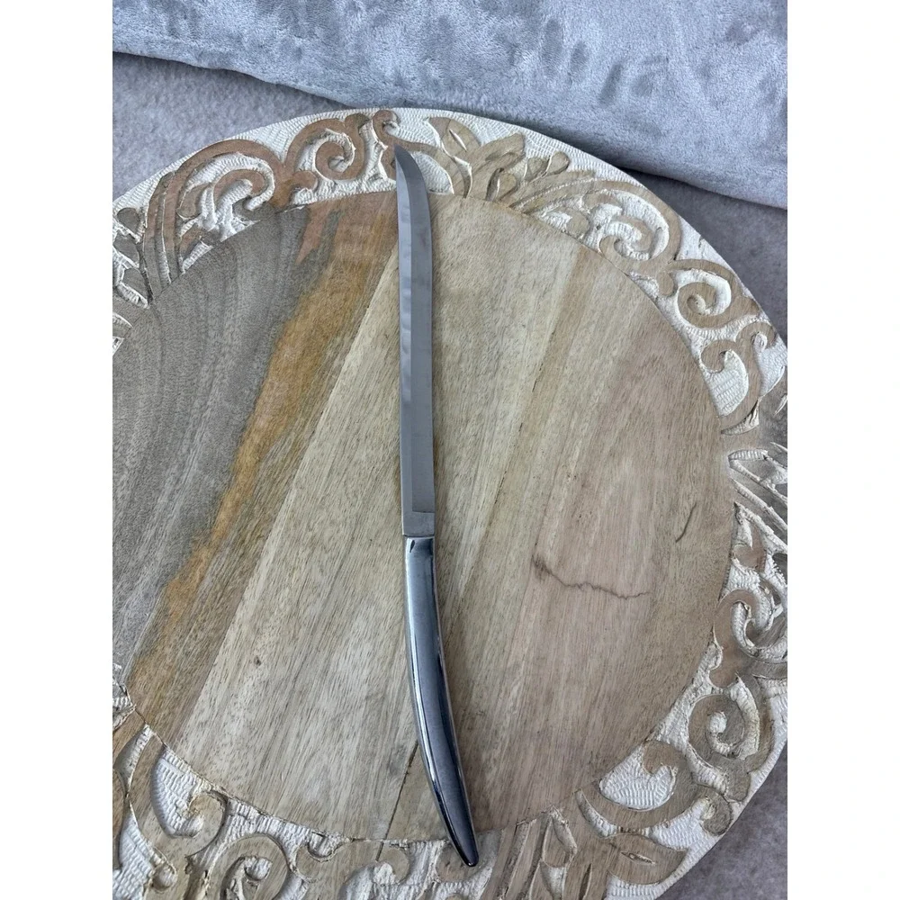 Modern Minimalist Stainless Steel Steak Knife Curved Ergonomic Handle Silver 9
